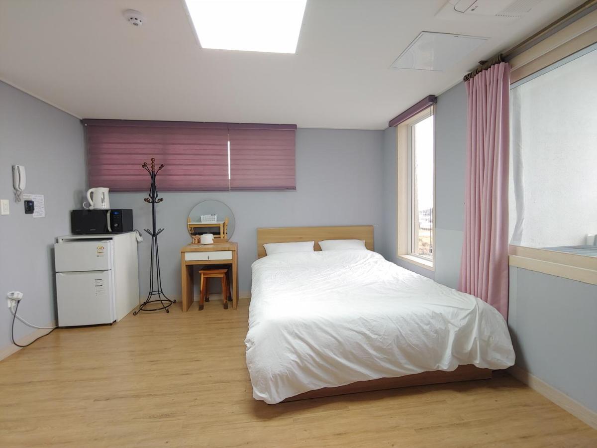 Eutteum-Won Pension Чечжу Екстер'єр фото